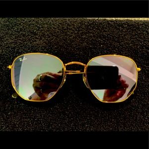 Authentic Ray Ban standard size octagon.